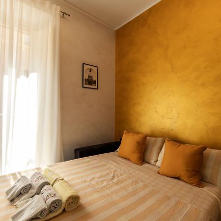 Lo Scrigno D'Oro Nel Centro Di Torino Apartment Exterior foto