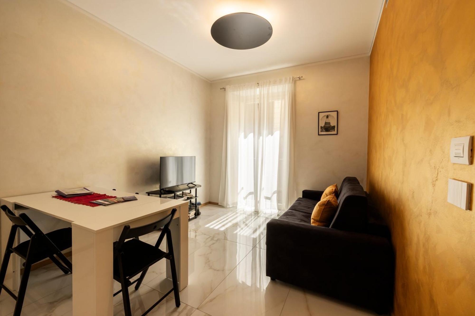 Lo Scrigno D'Oro Nel Centro Di Torino Apartment Exterior foto