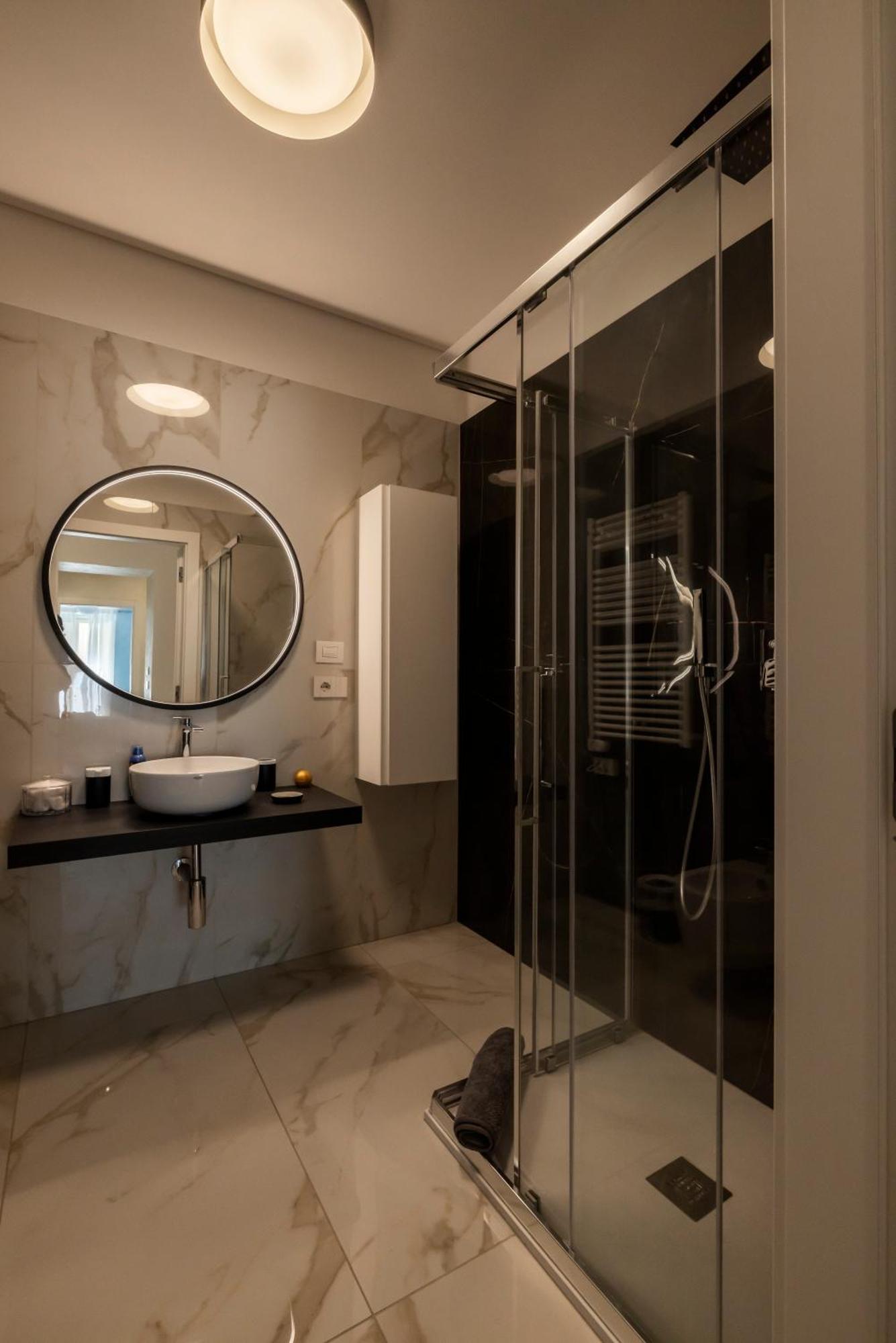 Lo Scrigno D'Oro Nel Centro Di Torino Apartment Exterior foto